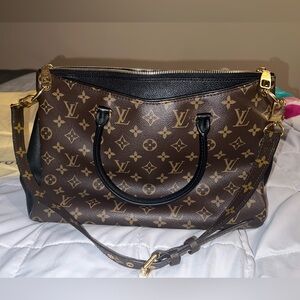 Louis Vuitton Pallas Monogram Full Noir Black